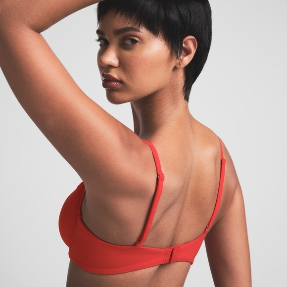 Skims fits everybody lace unlined Demi bra 
NWT - Picture 4 of 12